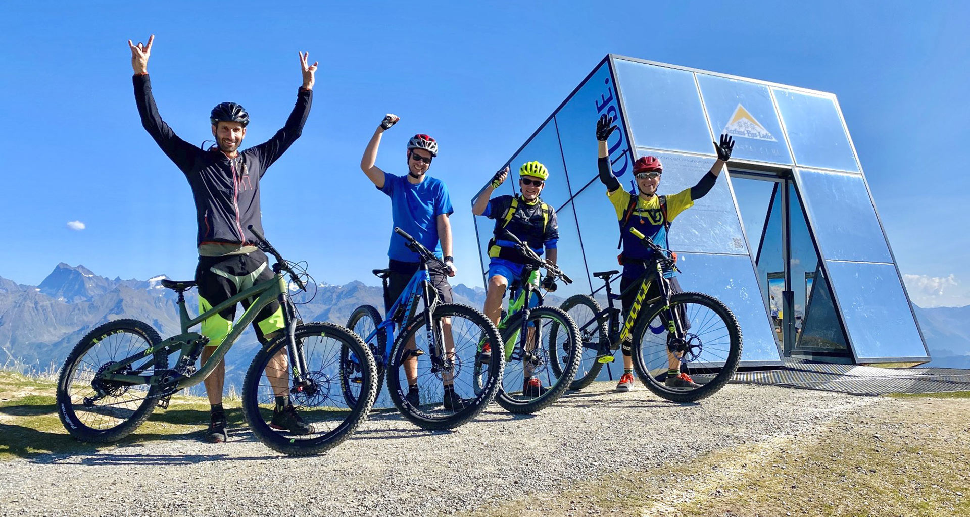 Mountainbikehotel und Wellnesshotel Alpen-Herz Ladis in Tirol Mountainbikehotel und Wellnesshotel Alpen-Herz Ladis in Tirol